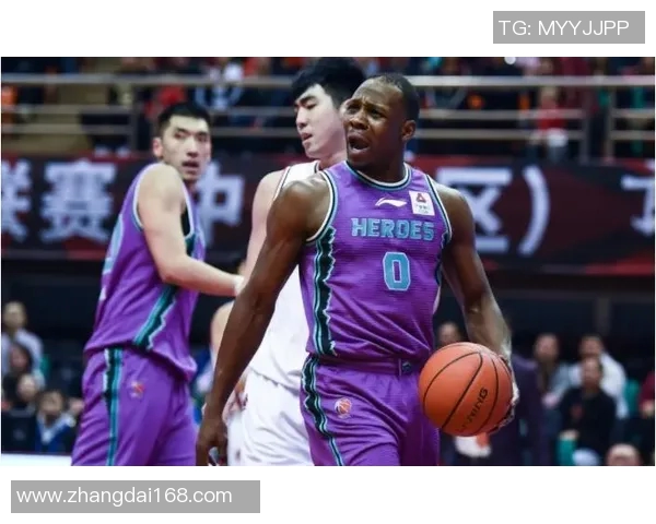 辽宁男篮神锋哈德森砍下30+10，率队轻取山东！